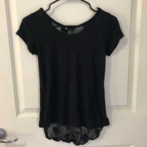 🎂Women’s Miss Chievous Lace Skull Tee